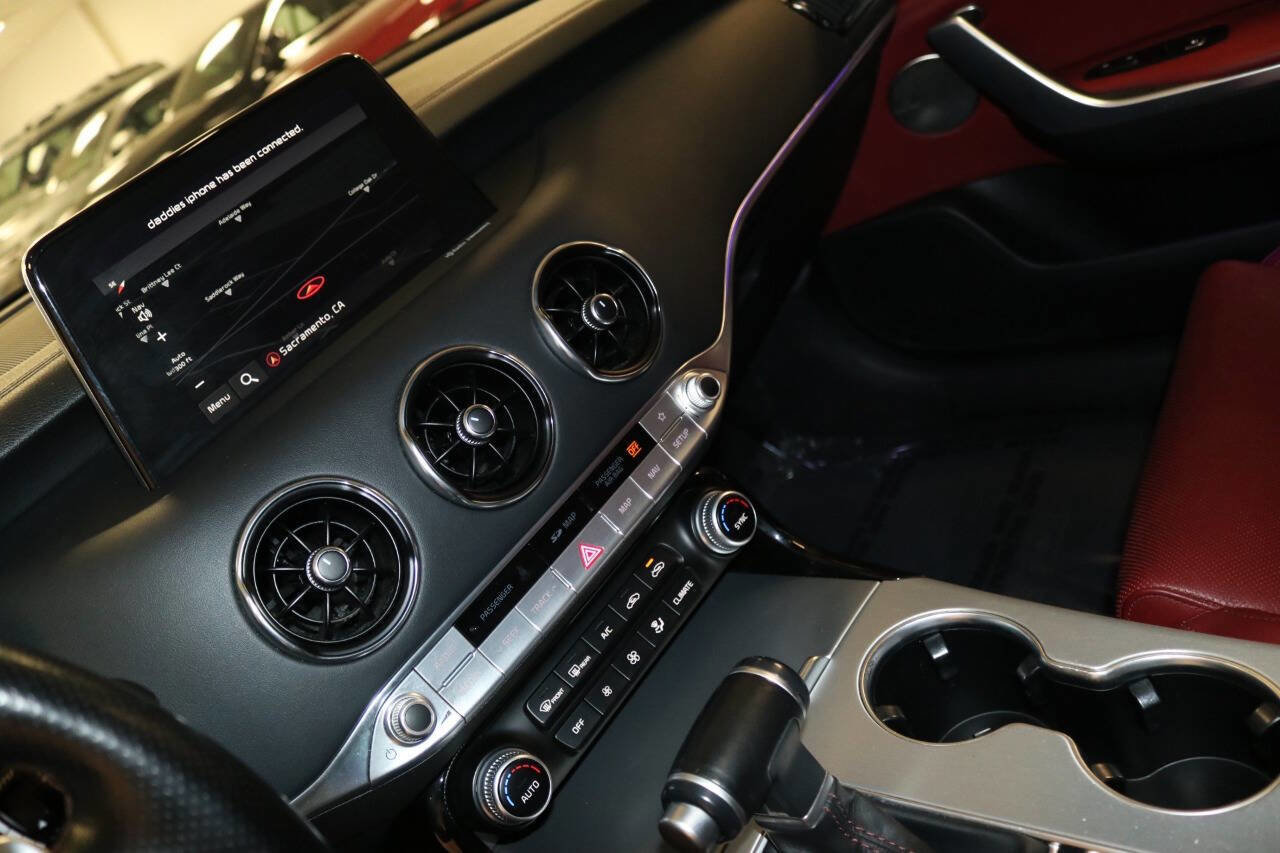 Used 2019 Kia Stinger GT1 RWD image 29