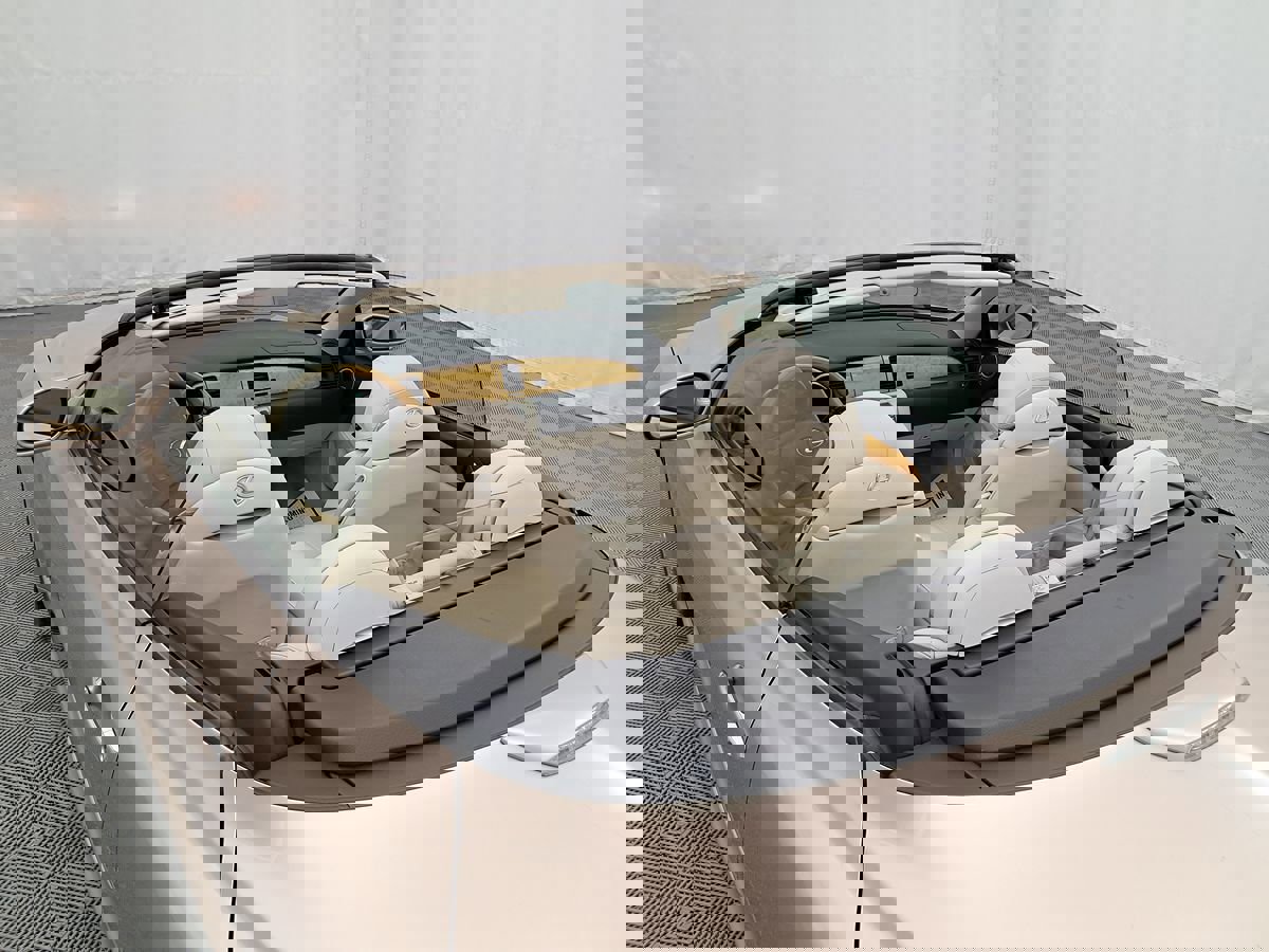 Used 2002 Lexus SC 430 Convertible image 3