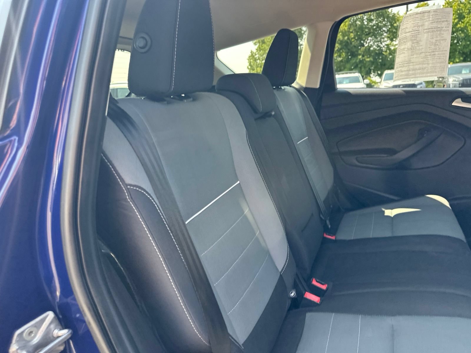 Used 2015 Ford Escape SE FWD image 31