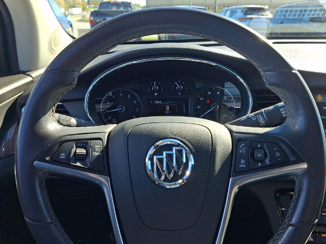 Used 2020 Buick Encore Preferred w/ Safety Package FWD image 18