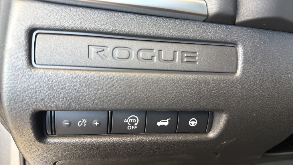 New 2026 Nissan Rogue SV AWD/4WD image 25