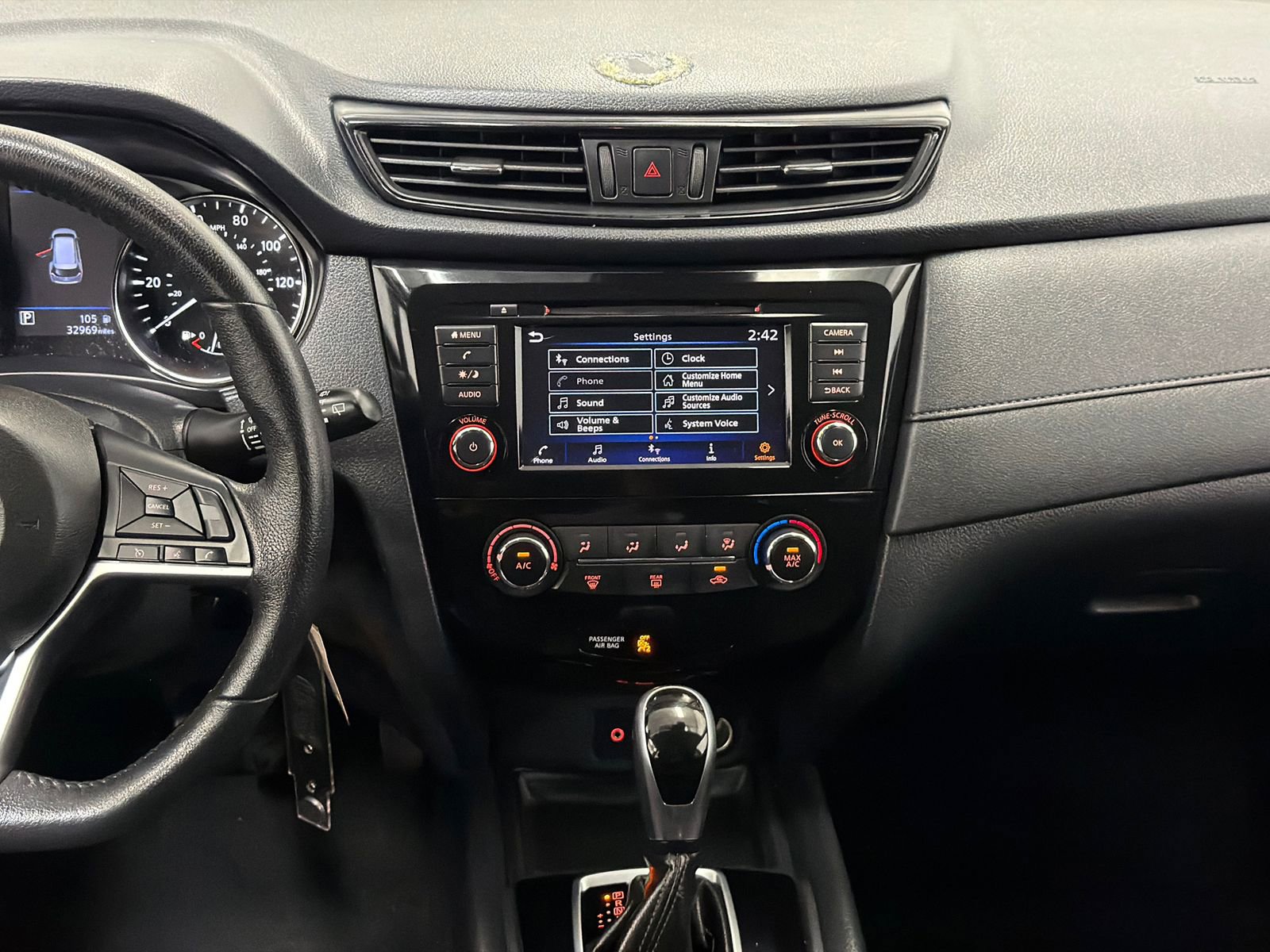 Used 2020 Nissan Rogue S w/ Special Edition Package AWD/4WD image 17