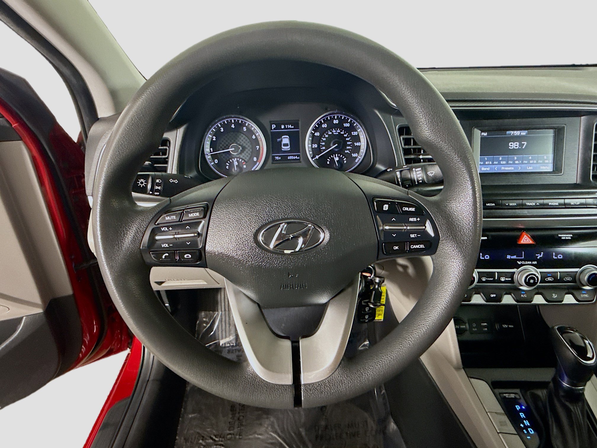 Used 2020 Hyundai Elantra SE image 13