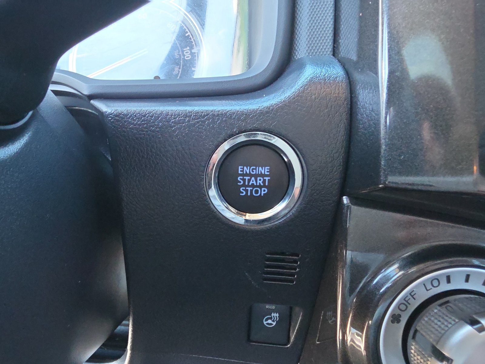 Used 2023 Toyota 4Runner TRD Off-Road Premium w/ Moonroof Package AWD/4WD image 27