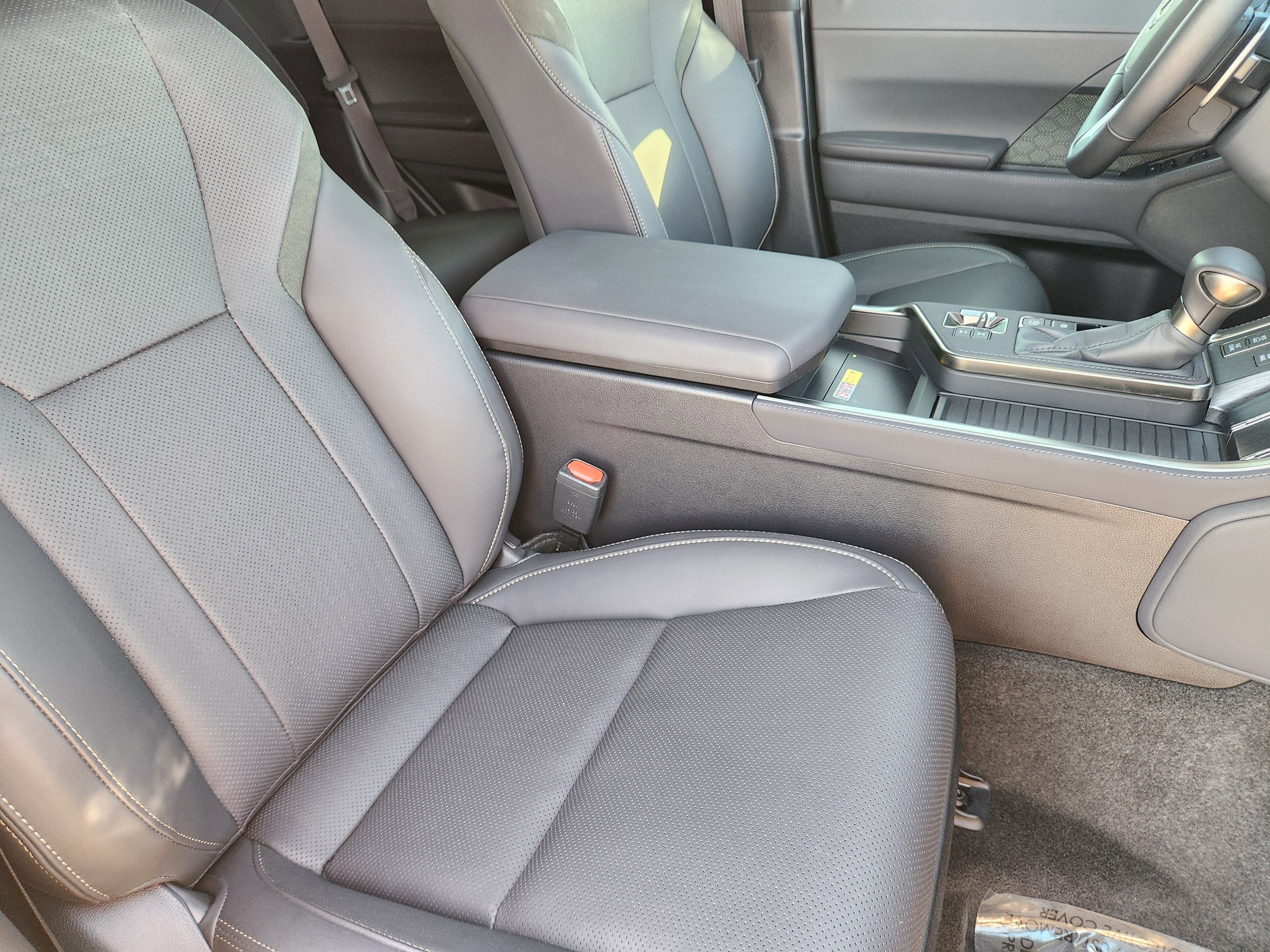 Used 2025 Lexus GX 550 image 15