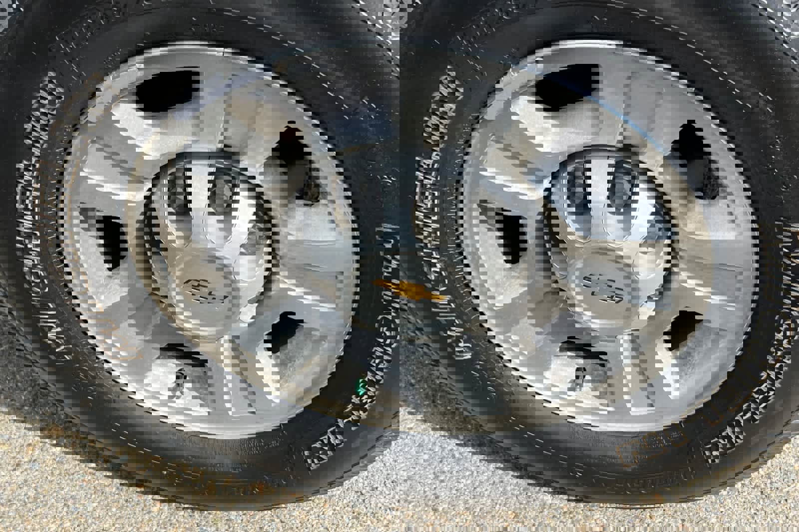 Used 2009 Chevrolet Silverado 2500 LTZ w/ Suspension Package, Off-Road AWD/4WD image 15