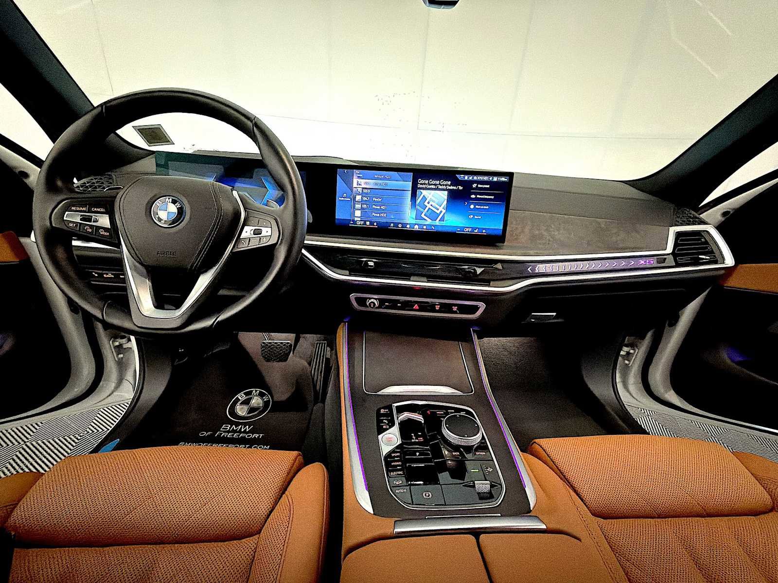 Certified 2024 BMW X5 xDrive50e w/ Premium Package image 14