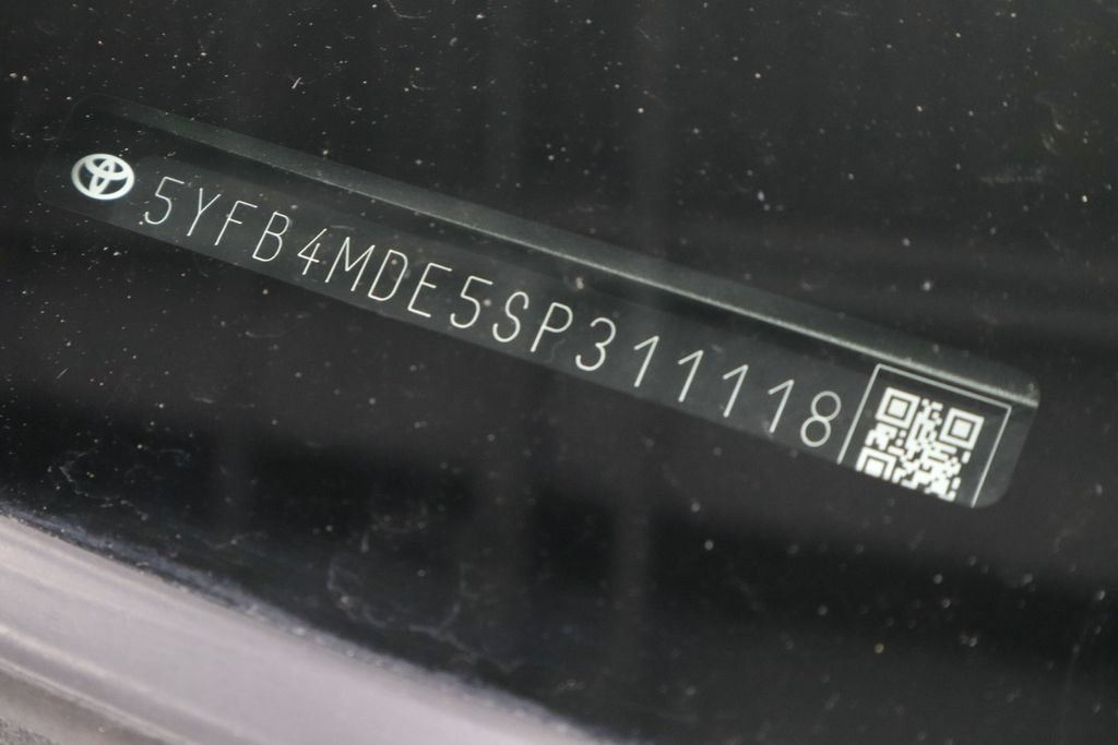 Used 2025 Toyota Corolla LE FWD image 32