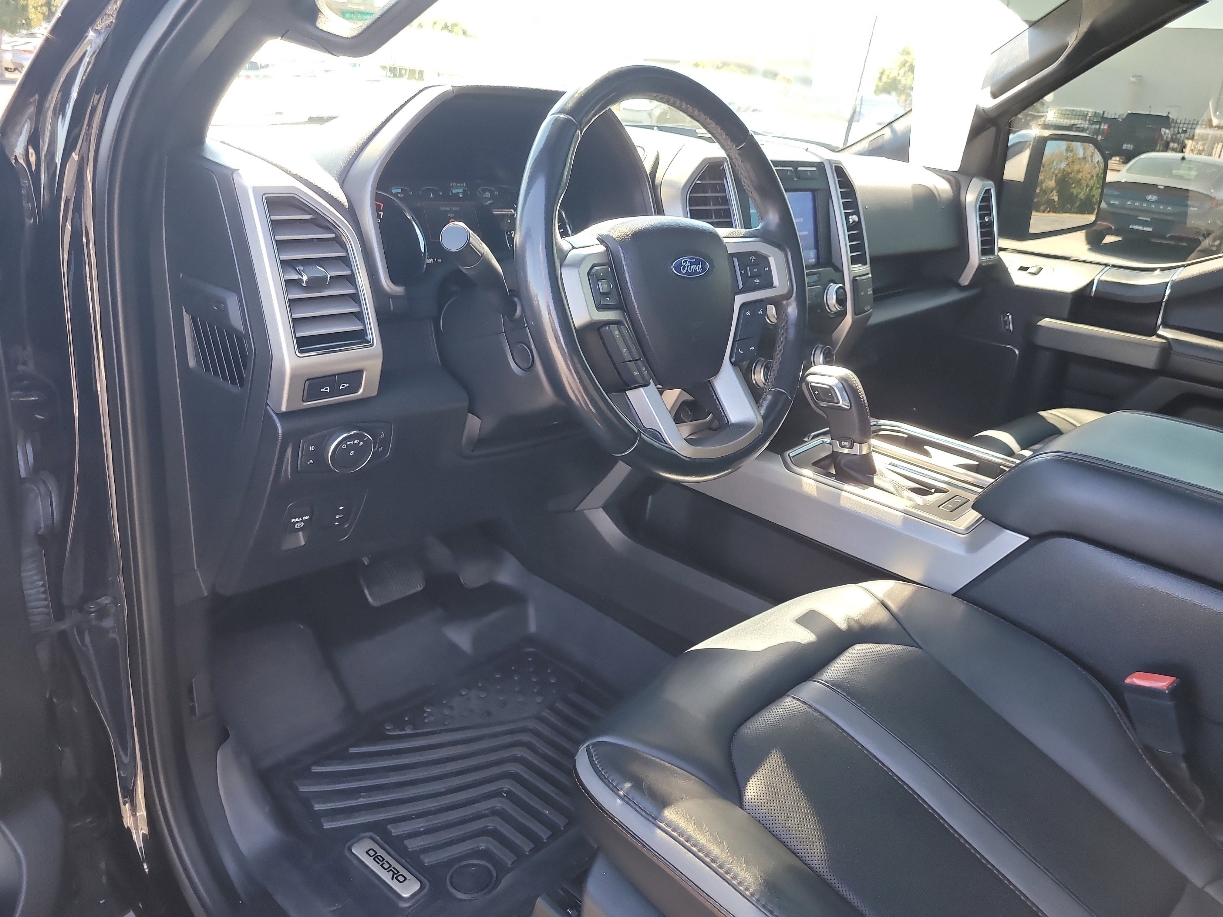 Used 2019 Ford F150 Platinum w/ Equipment Group 701A Luxury image 20