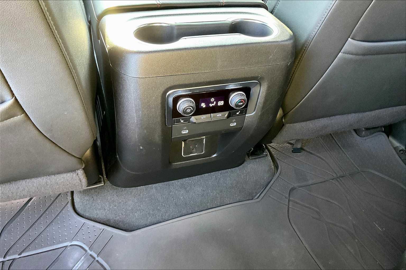 Certified 2022 Chevrolet Tahoe RST w/ Luxury Package image 34