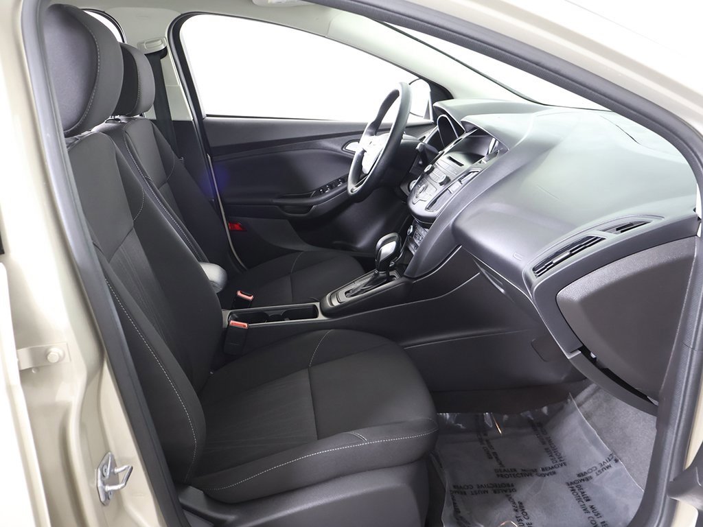 Used 2017 Ford Focus SE image 24