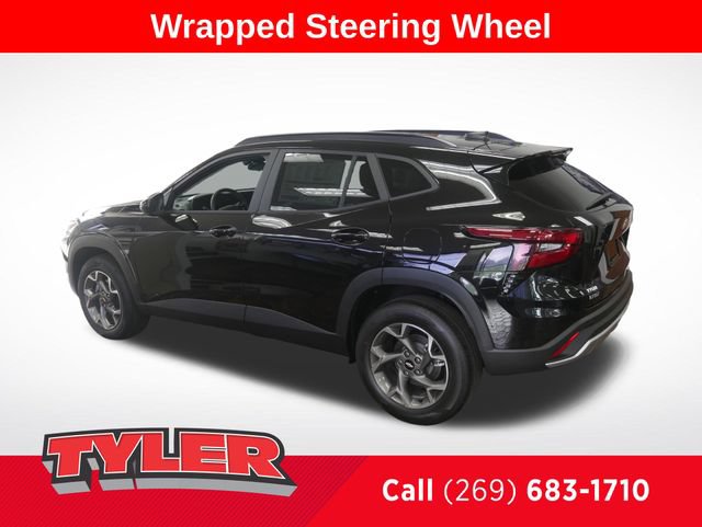 New 2026 Chevrolet Trax LT w/ Driver Confidence Package FWD image 3