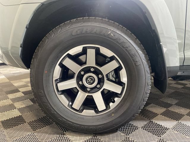 Used 2023 Toyota 4Runner TRD Off-Road Premium AWD/4WD image 27