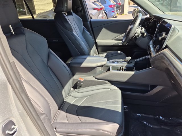 Used 2026 Lexus TX 500h AWD w/ Technology Package image 34
