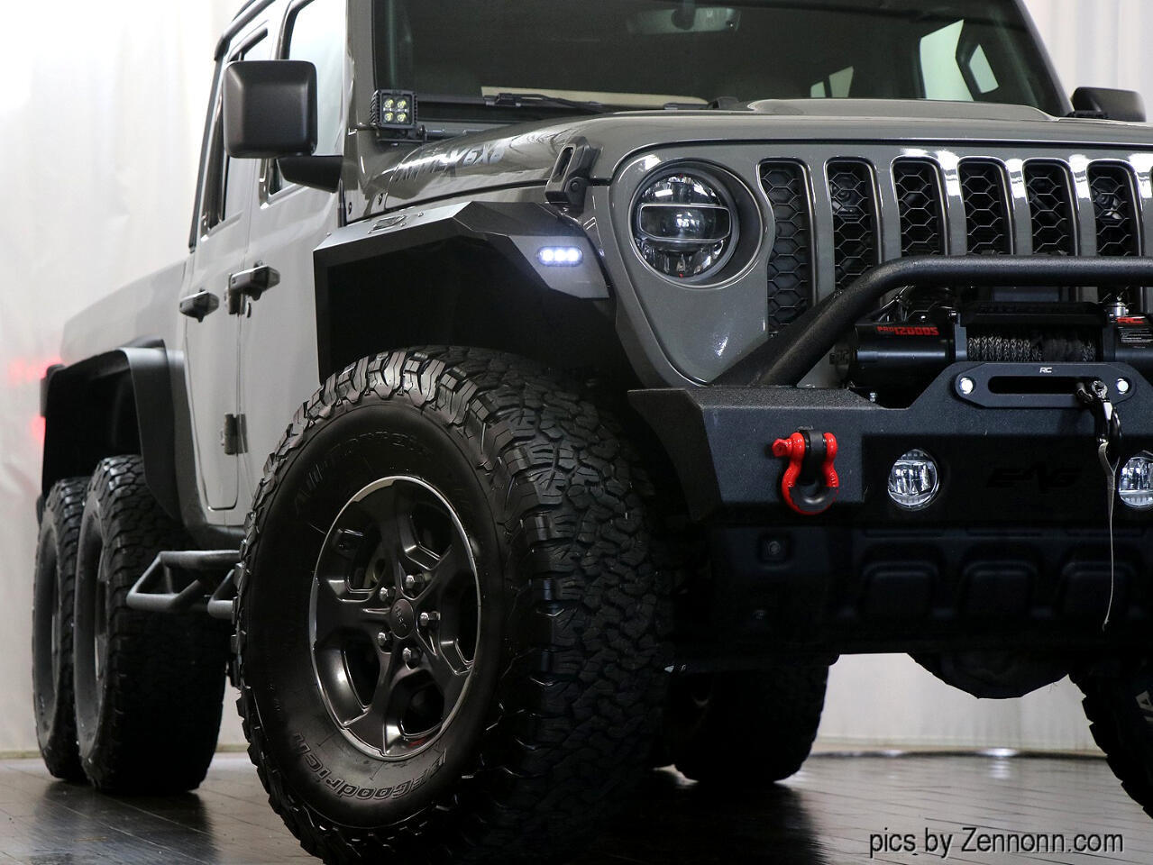 Used 2022 Jeep Gladiator Rubicon w/ LED Lighting Group image 4