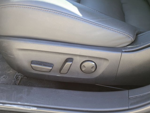 Used 2025 MAZDA MAZDA3 s image 6