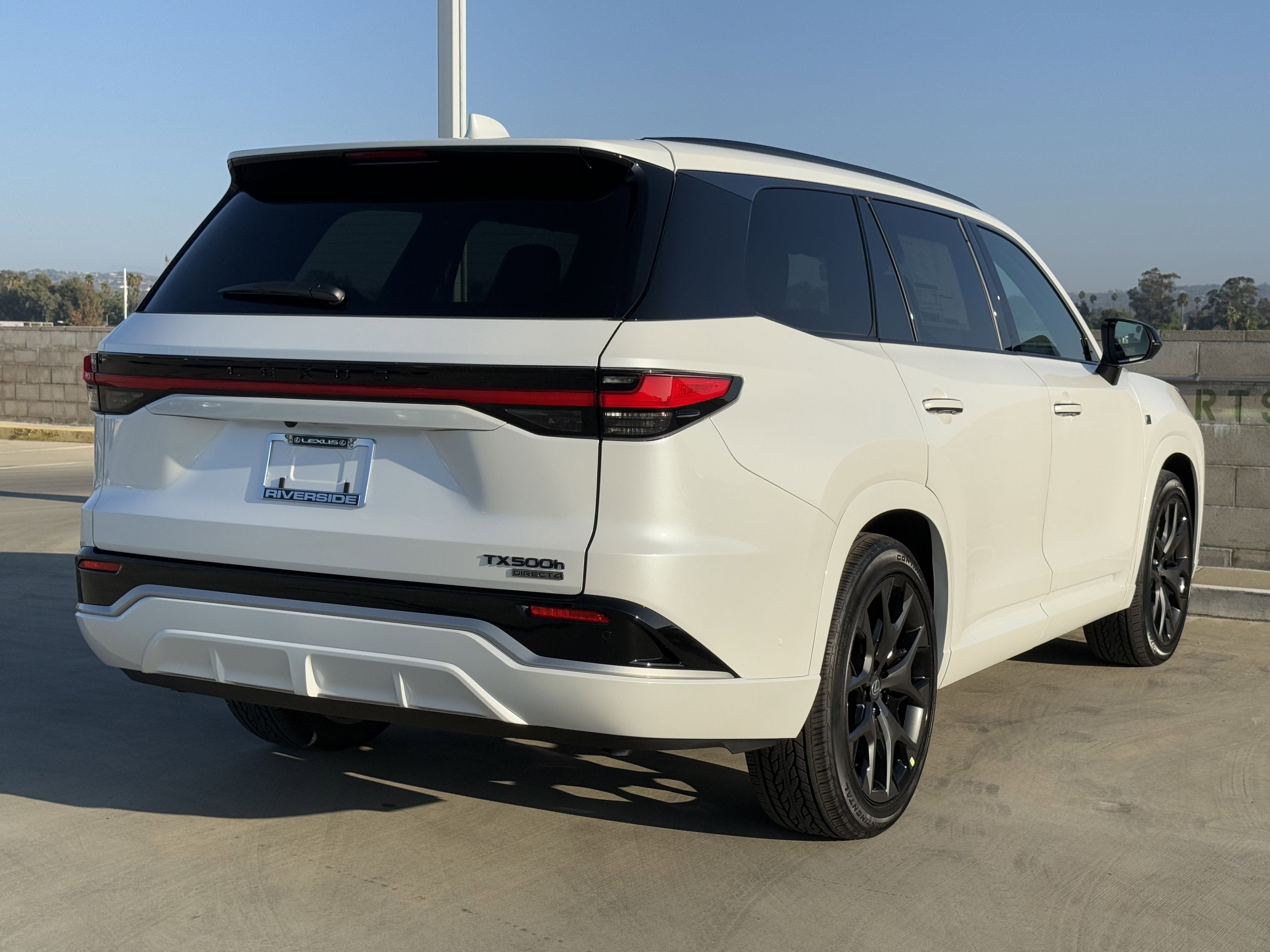 New 2026 Lexus TX 500h AWD image 12