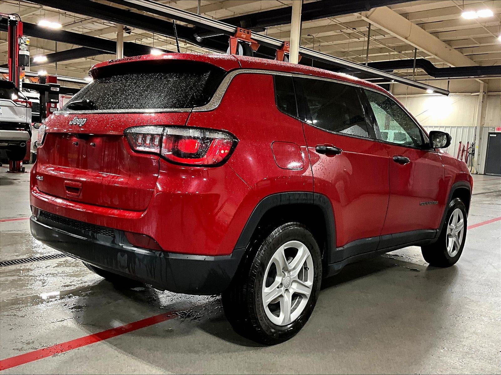 Used 2023 Jeep Compass Sport AWD/4WD image 6