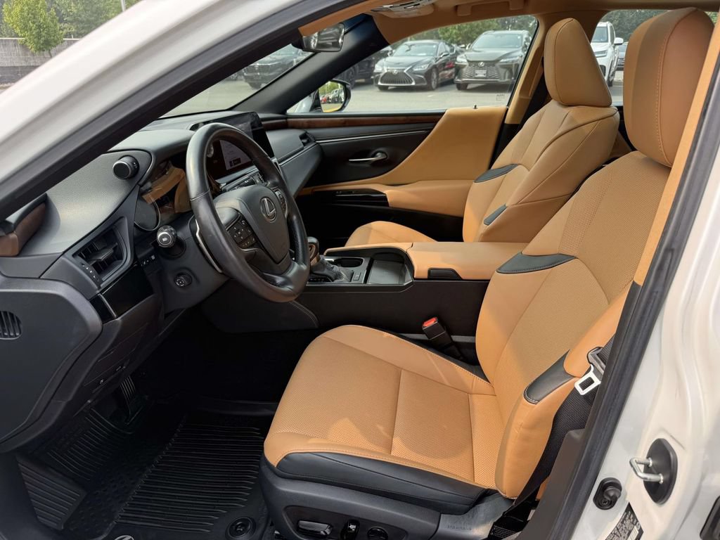 Used 2025 Lexus ES 350 w/ Premium Package FWD image 14