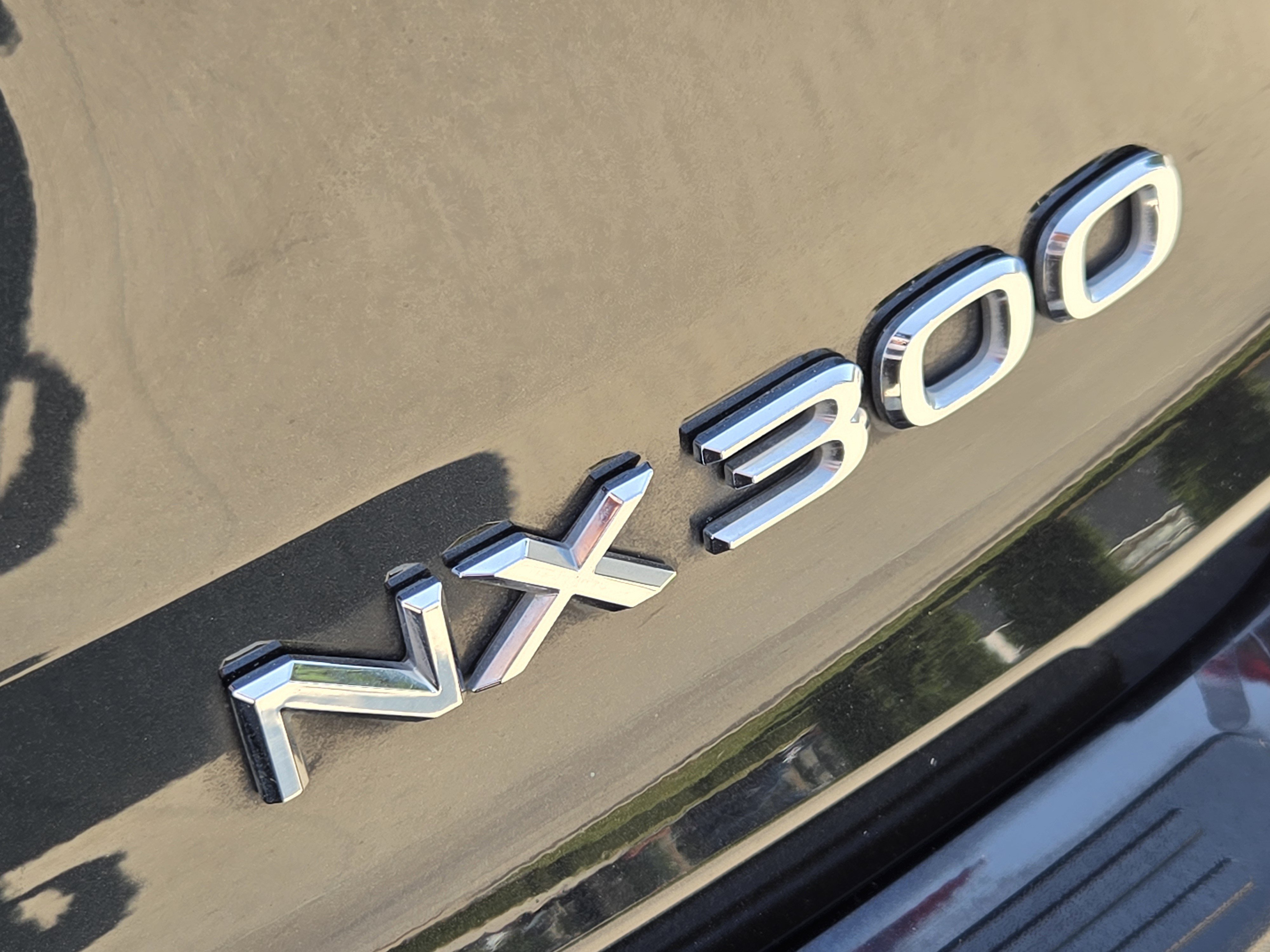 Used 2018 Lexus NX 300 FWD w/ Comfort Package image 32