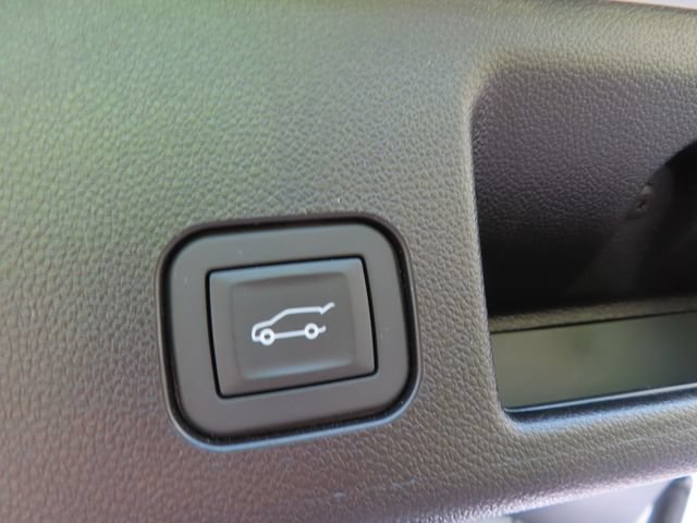 Certified 2025 Chevrolet Equinox EV RS w/ Convenience Package II AWD/4WD image 40