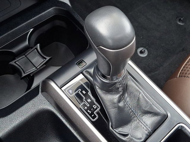 Certified 2018 Toyota Tacoma Limited image 14