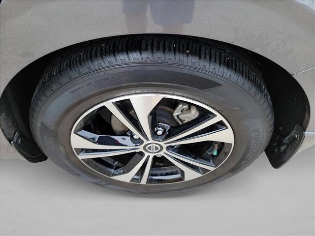 Used 2023 Nissan Sentra SV FWD image 12