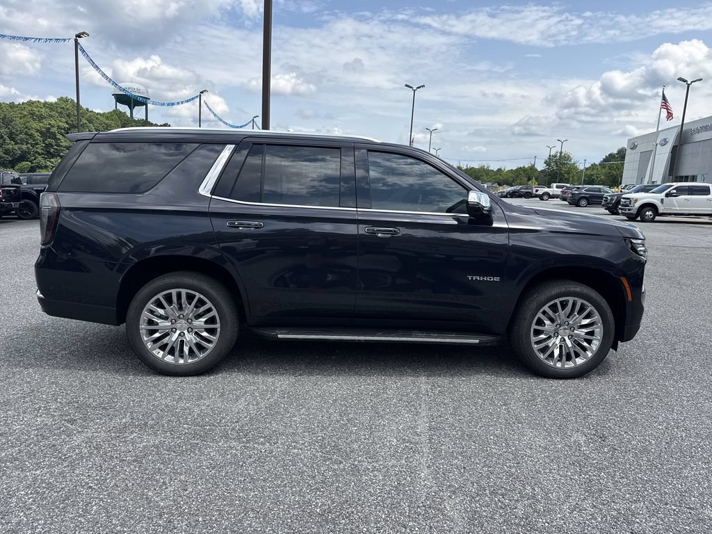 Used 2025 Chevrolet Tahoe Premier w/ Sun And Tow Package AWD/4WD image 8