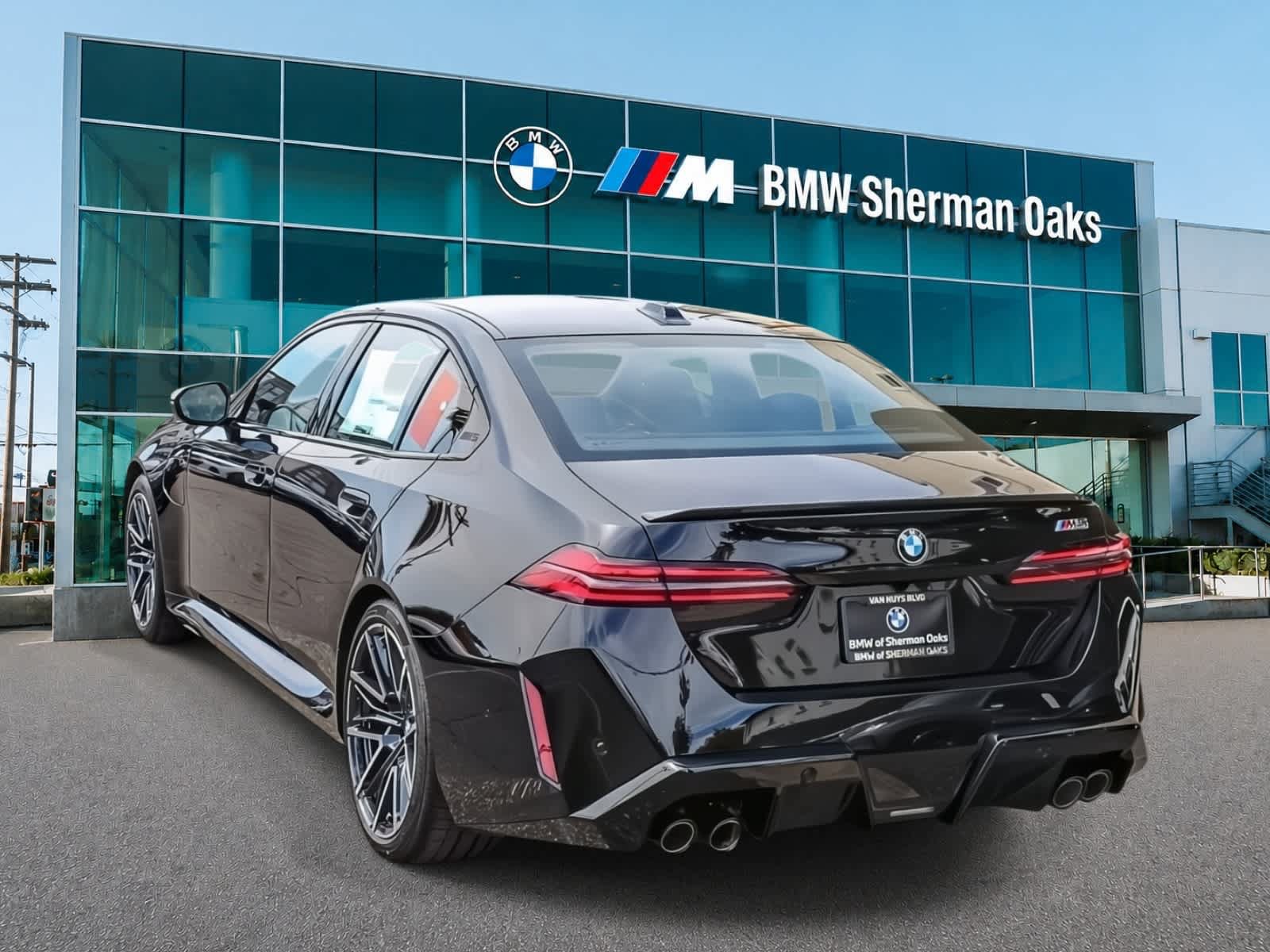 New 2026 BMW M5 AWD/4WD image 6