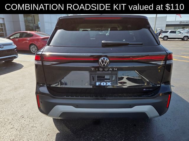 Used 2025 Volkswagen Tiguan S AWD/4WD image 7