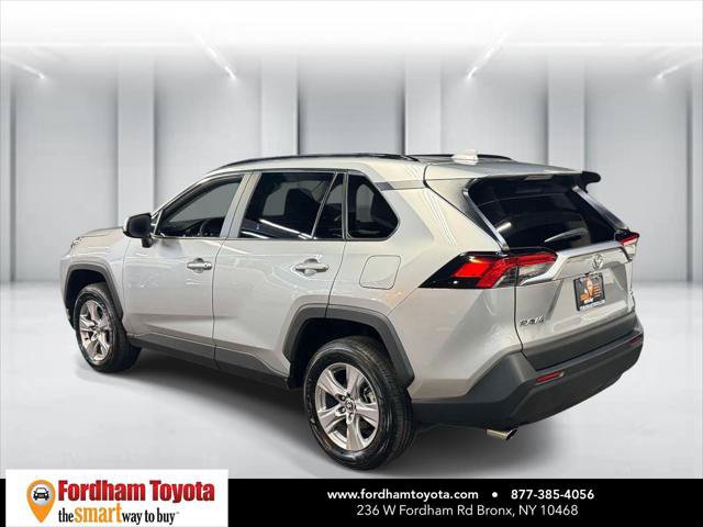 Certified 2025 Toyota RAV4 XLE AWD/4WD image 5