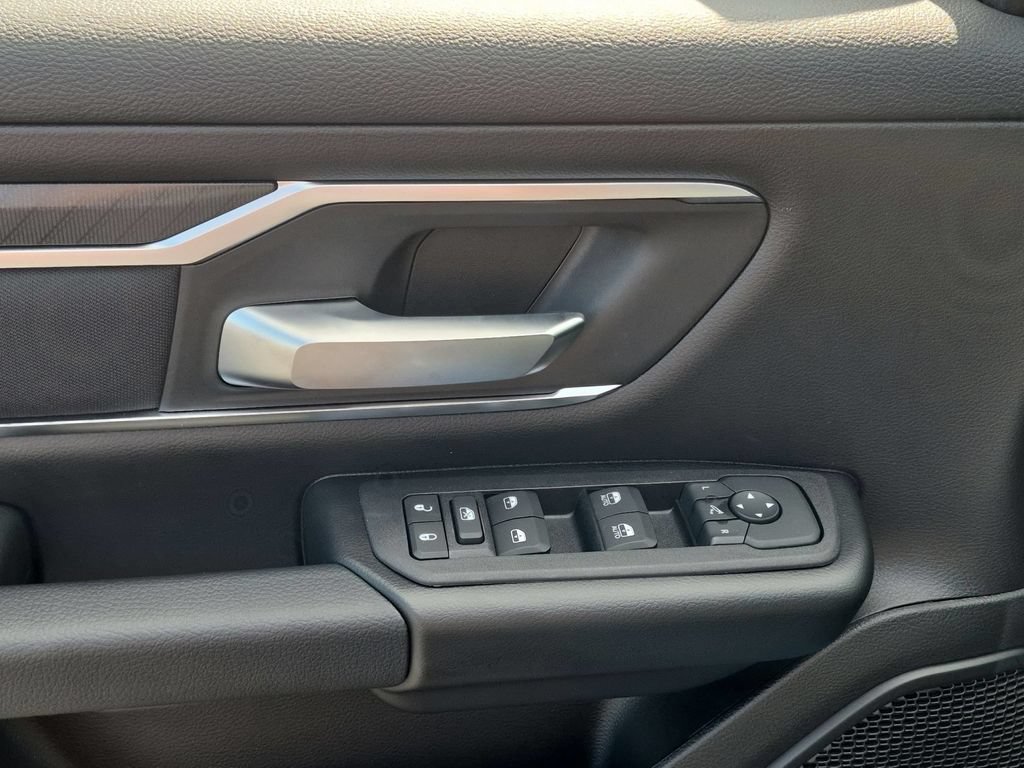 New 2026 RAM 1500 Big Horn AWD/4WD image 11