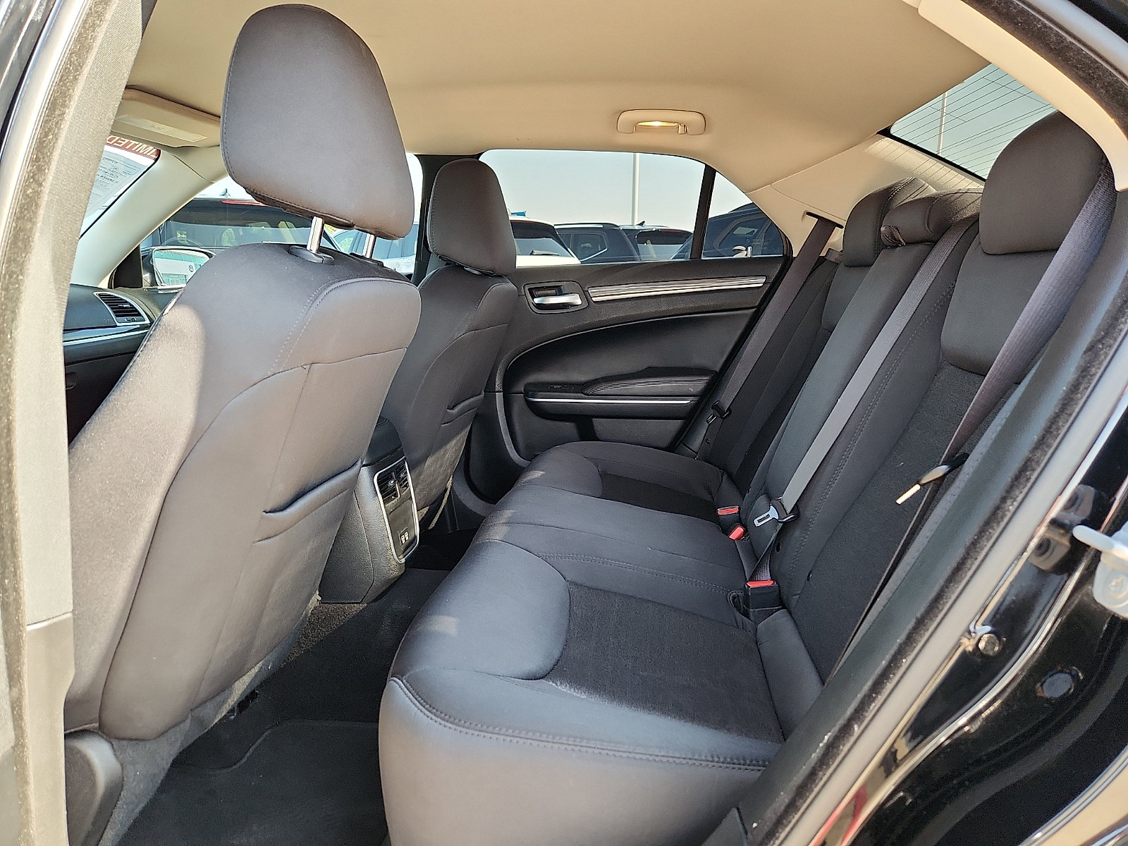 Used 2022 Chrysler 300 Touring w/ Sport Appearance Package RWD image 11