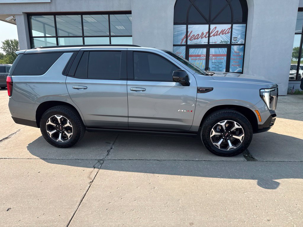 Used 2026 GMC Yukon AT4 Ultimate AWD/4WD image 4