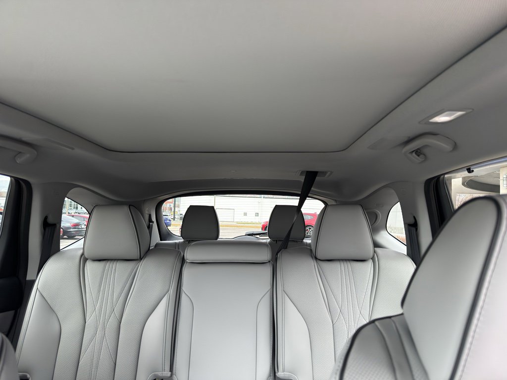 Used 2026 Acura MDX SH-AWD w/ Advance Package image 21