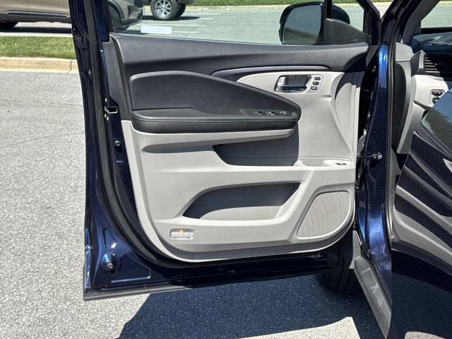 Used 2023 Honda Ridgeline RTL-E image 14