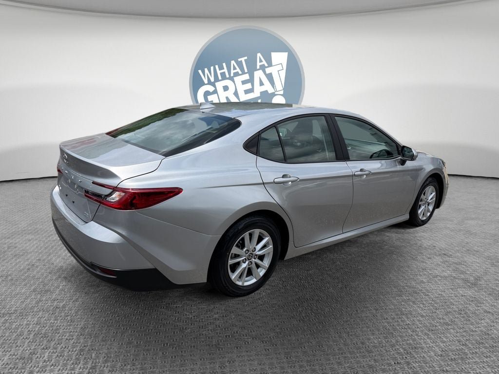 Certified 2025 Toyota Camry LE FWD image 3