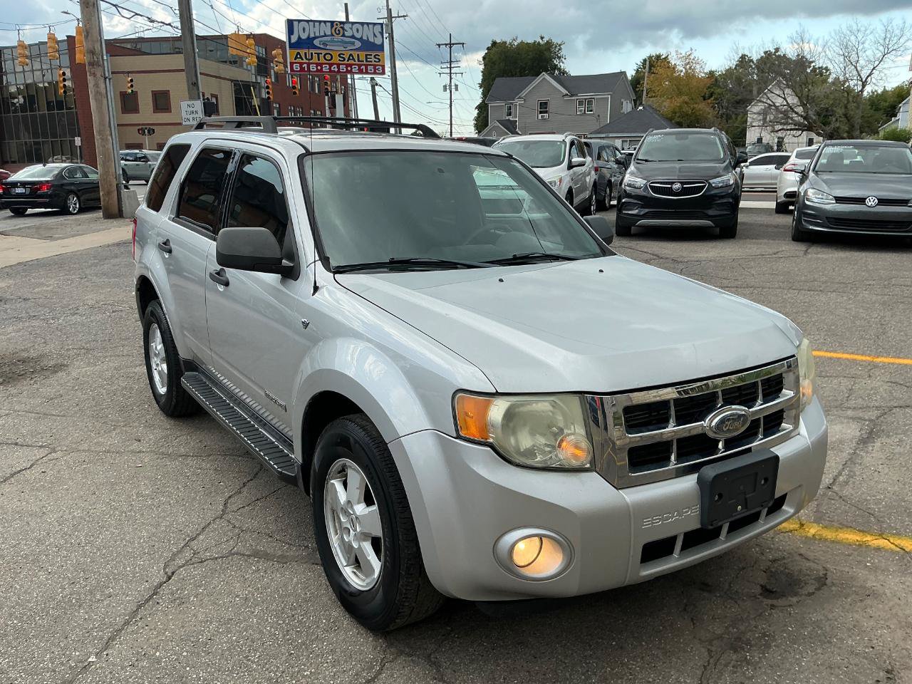 Used 2008 Ford Escape XLT FWD image 2