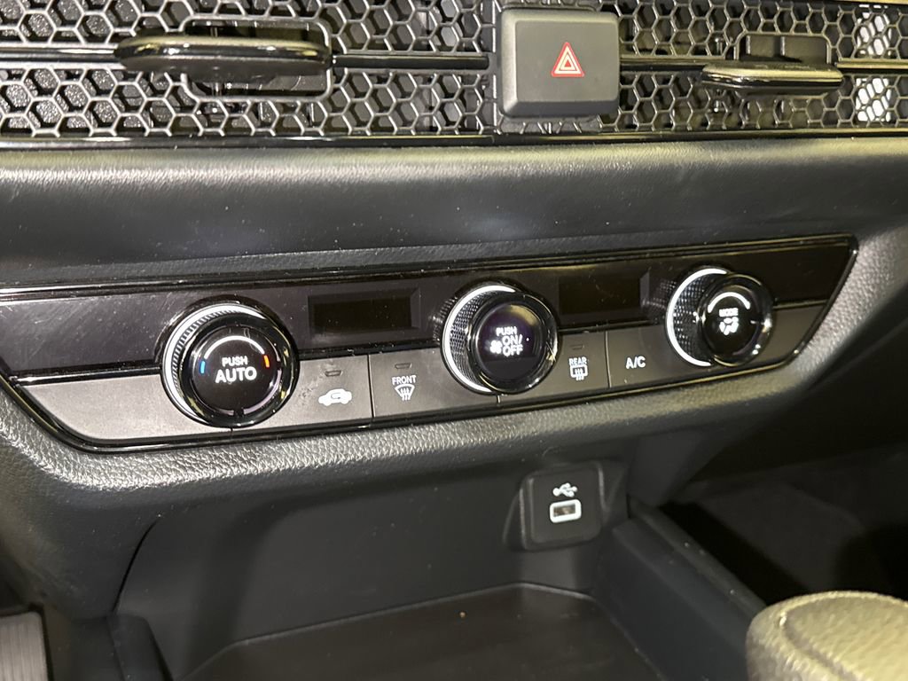 Certified 2023 Honda HR-V LX image 23