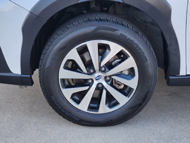 Used 2025 Subaru Outback Premium w/ Popular Package #1A AWD/4WD image 17