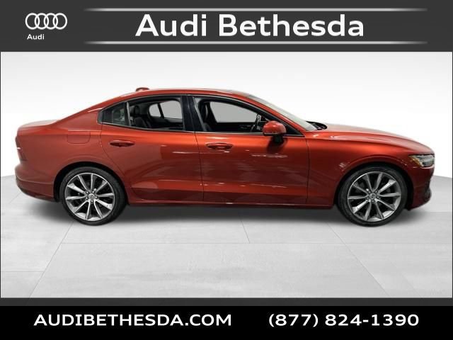 Used 2019 Volvo S60 T5 Momentum w/ Premium Package FWD image 8
