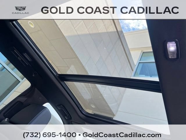 Used 2023 Cadillac Escalade Premium Luxury AWD/4WD image 12