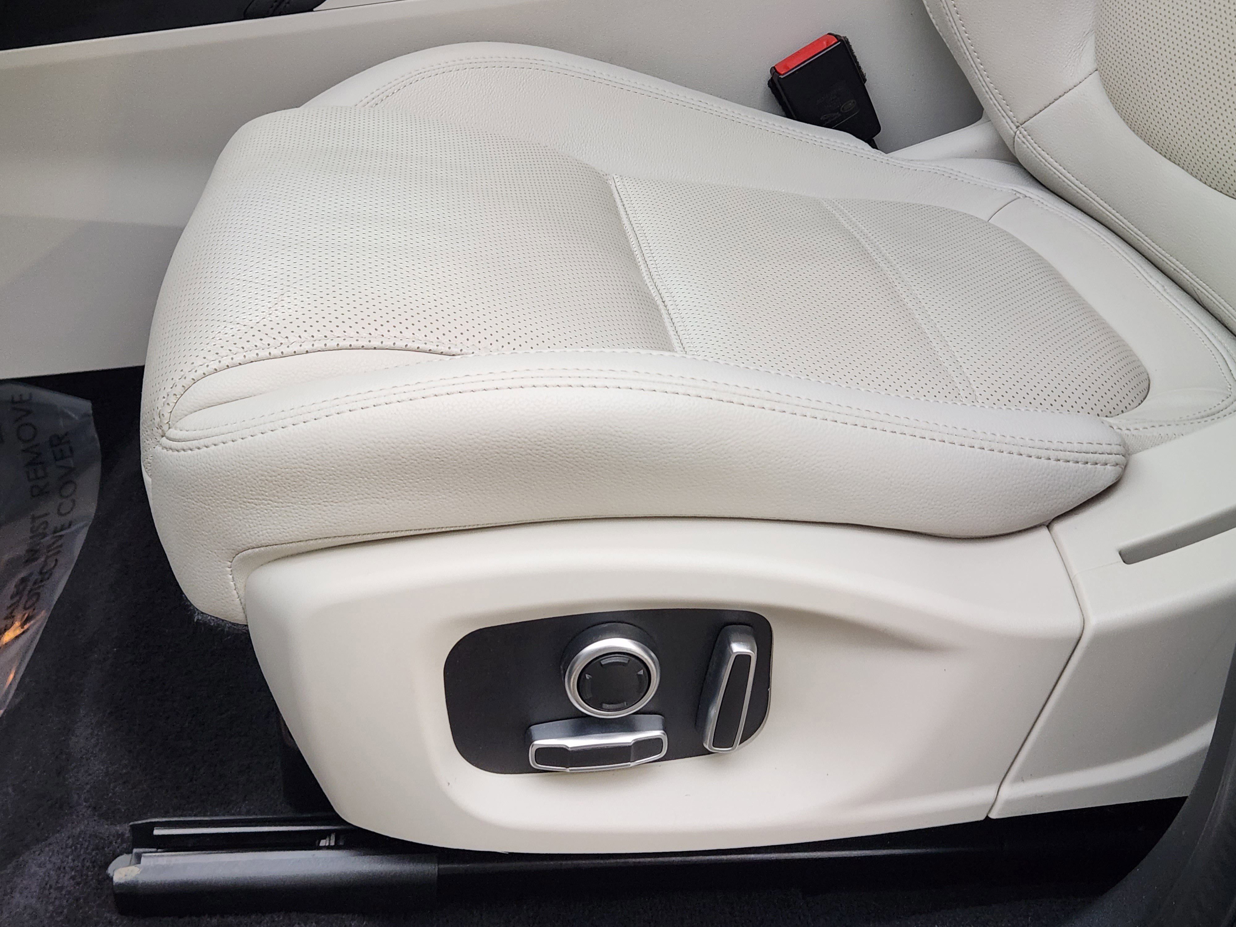 Certified 2021 Jaguar E-PACE SE AWD/4WD image 19