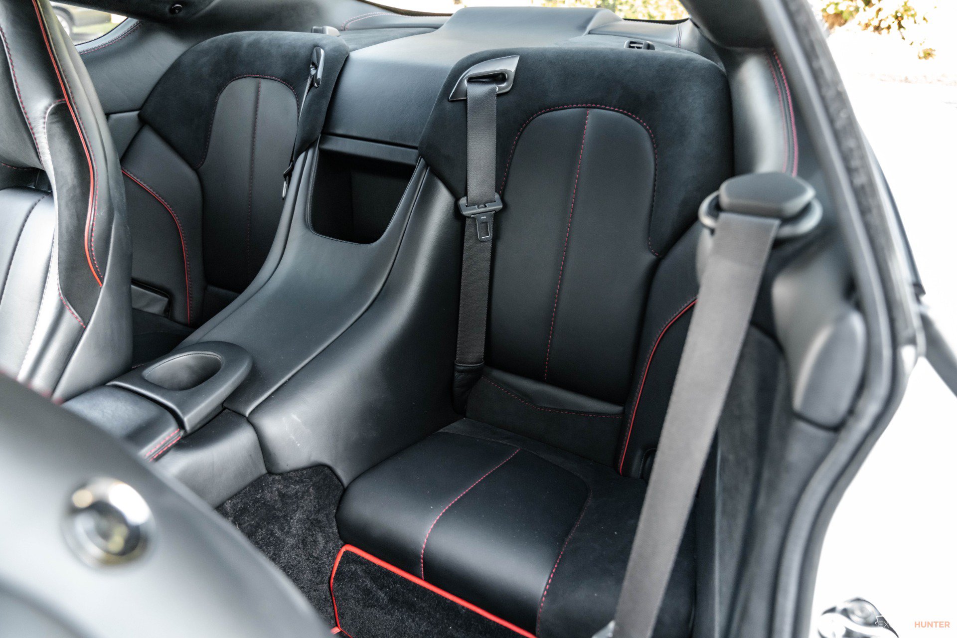Used 2015 Aston Martin Vanquish Coupe RWD image 18
