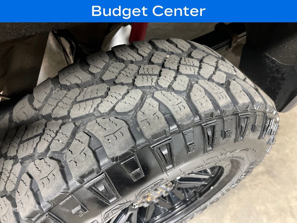 Used 2021 GMC Sierra 2500 AT4 w/ AT4 Preferred Package AWD/4WD image 10