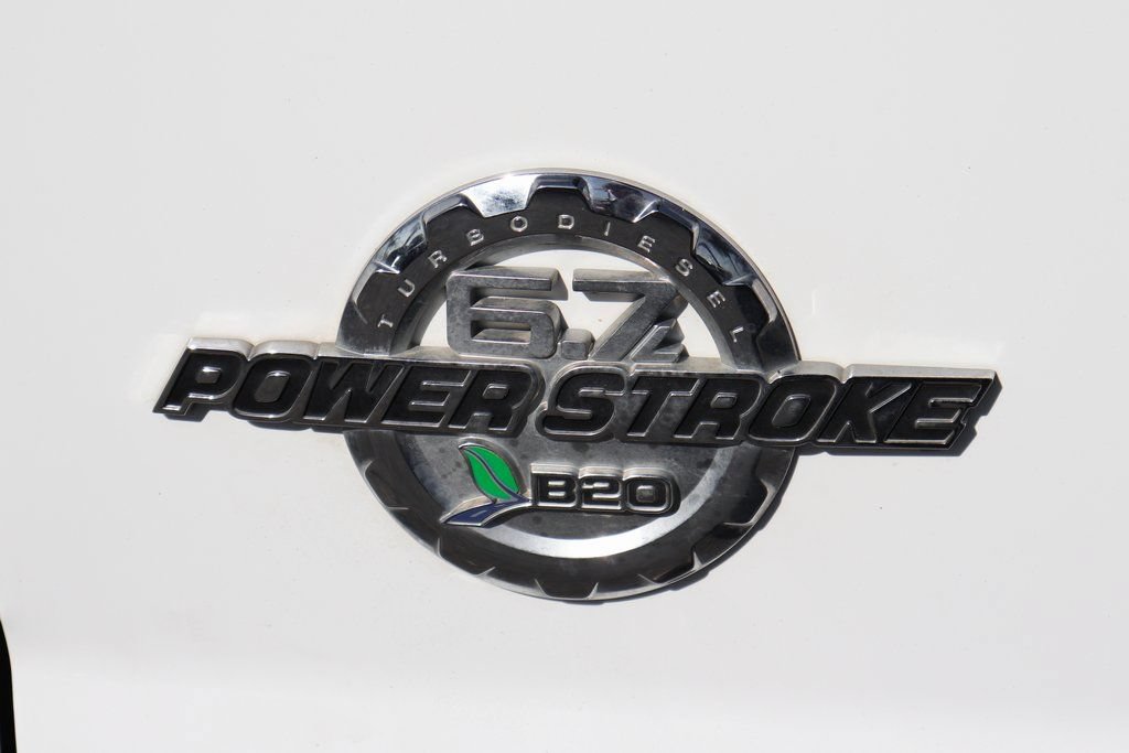 Used 2015 Ford F550 2WD Regular Cab Super Duty image 39