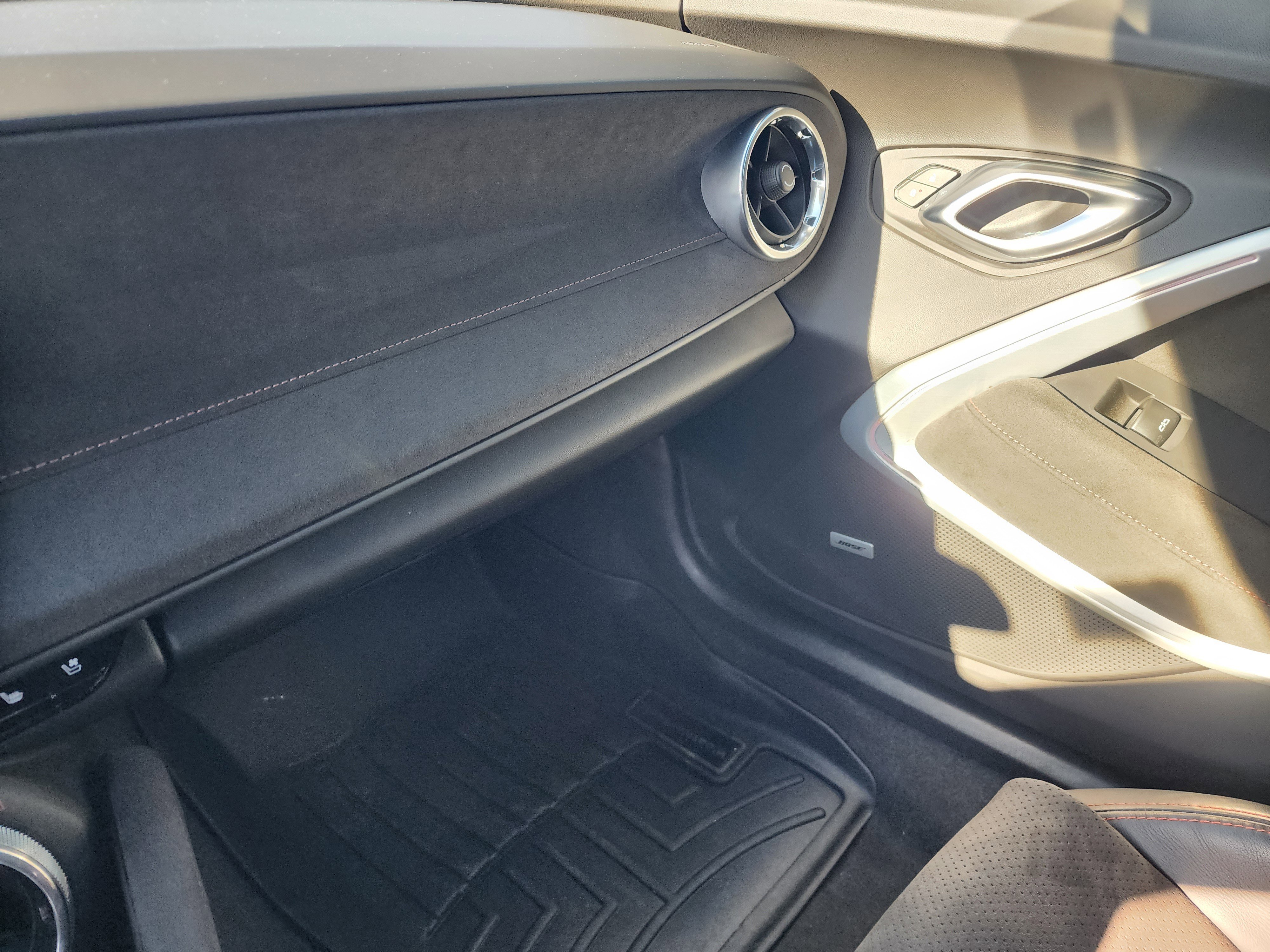 Used 2018 Chevrolet Camaro ZL1 image 35