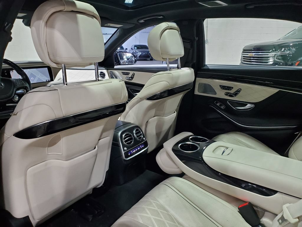Used 2017 Mercedes-Benz S 550 4MATIC Sedan image 31