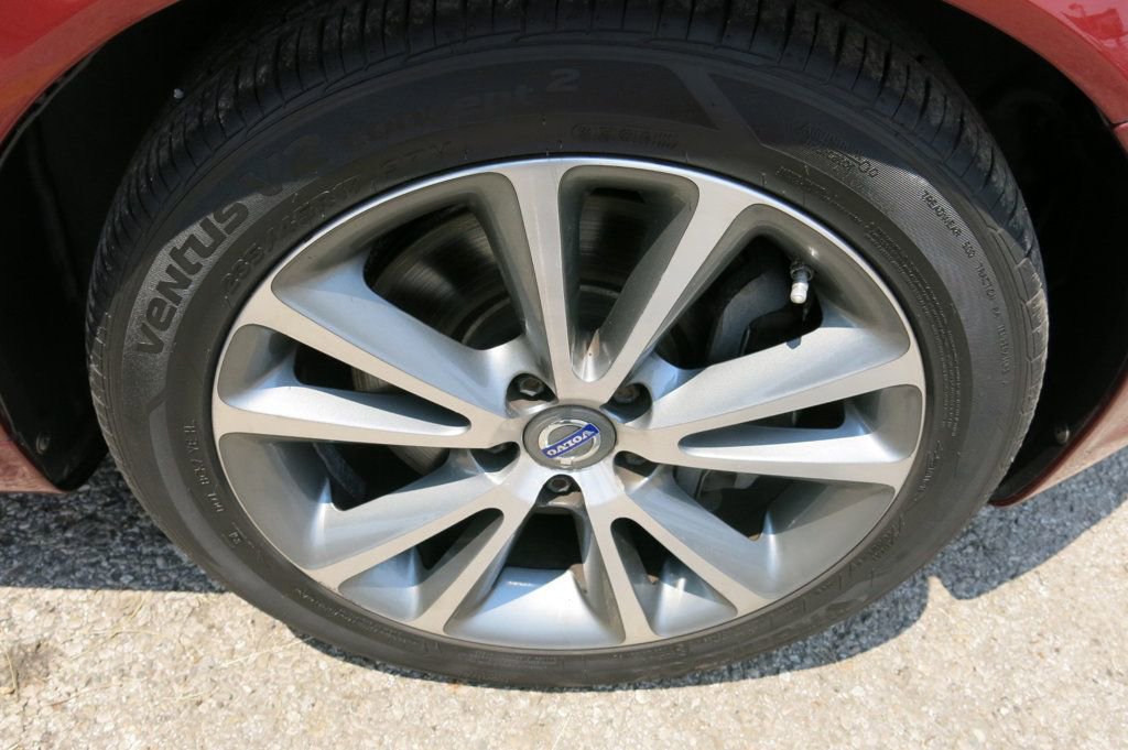 Used 2011 Volvo C70 T5 image 35