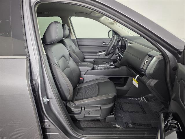 New 2026 Nissan Pathfinder SL AWD/4WD image 13